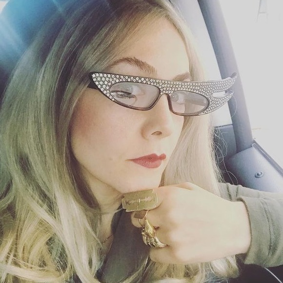 SOLD BNEW Gucci Tortoiseshell Asymmetrical Sunglasses - Picture 2 of 2